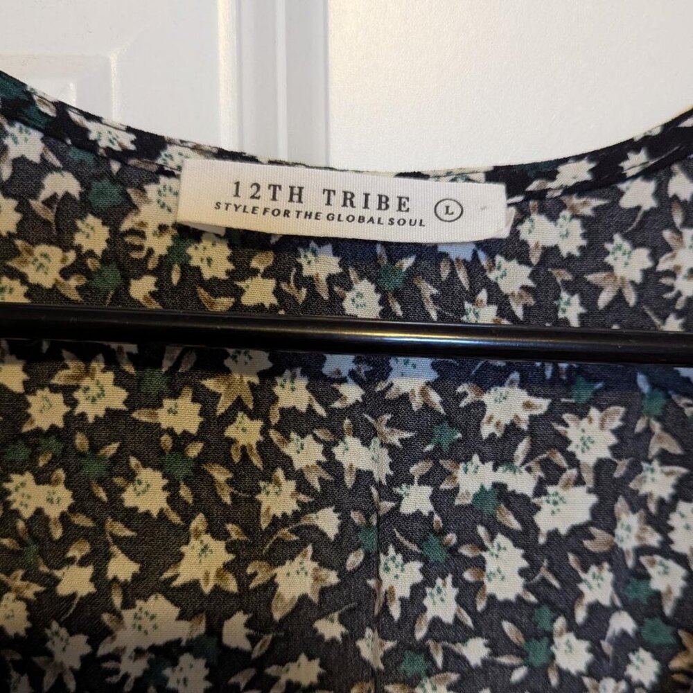 12th Tribe Corrine Black Floral Maxi Dress - Size Large - Picture 5 of 5